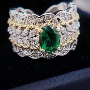 Two tone gold, high ding, emerald, lace ring